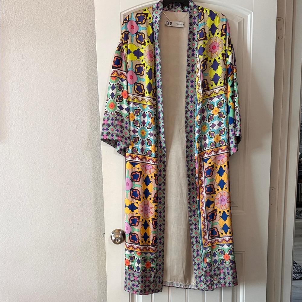 Zara Colorful Geometric Women's Wrap Kimono - Picture 4 of 8